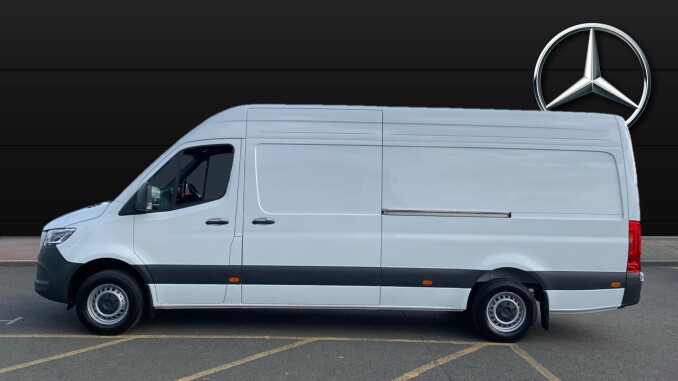 Mercedes-Benz Sprinter 315Cdi L3 Diesel Rwd 3.5t H2 Select Van - Image 7